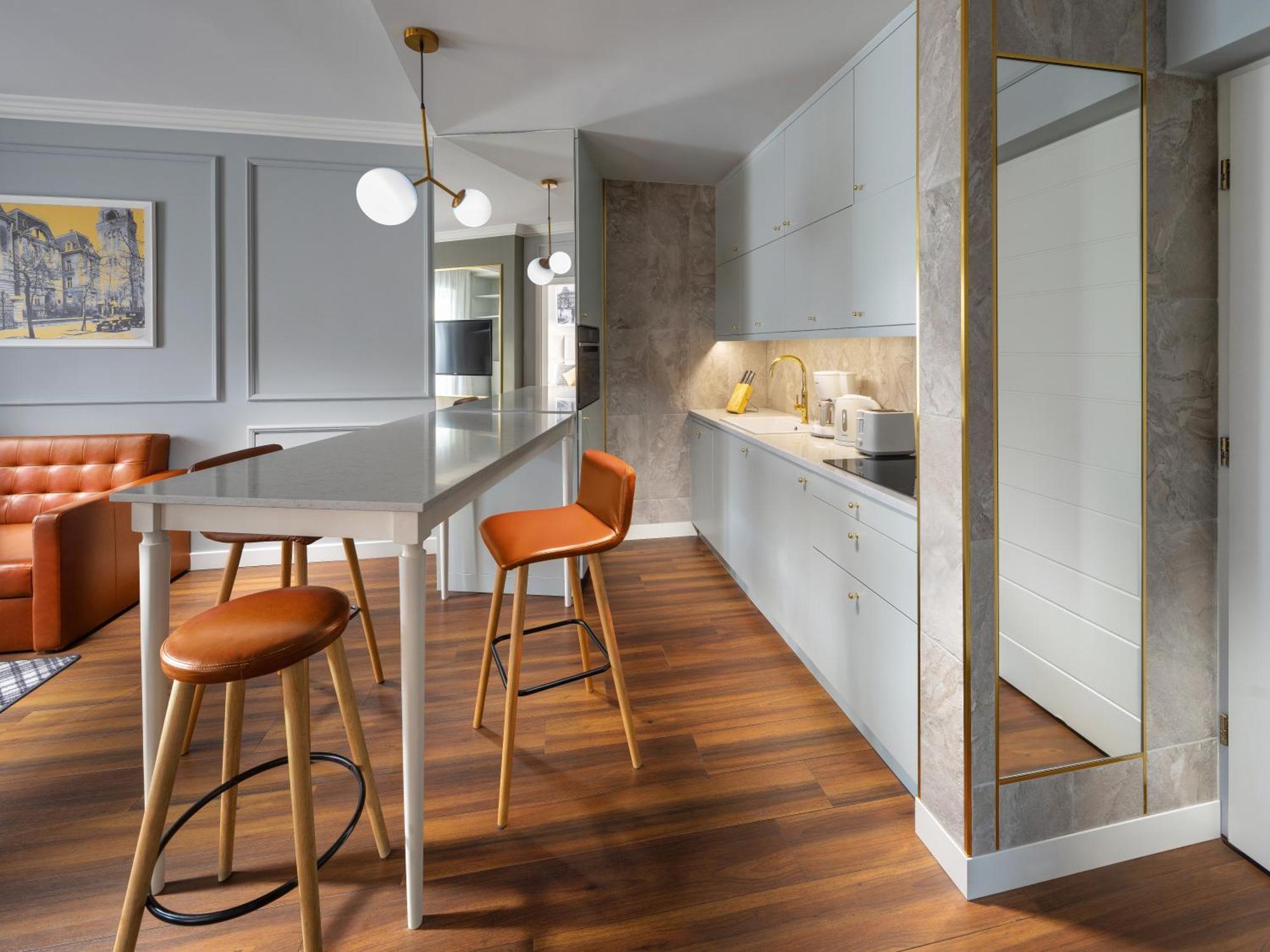 Mamaison Residence Izabella Budapest — Fotos 1